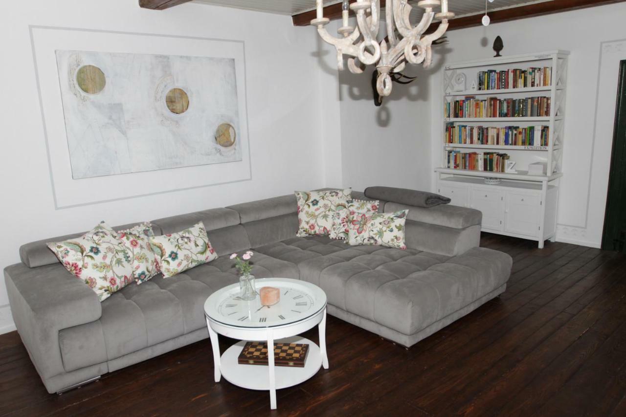 Gutshof Bartl 1 Apartment Клагенфурт Екстериор снимка