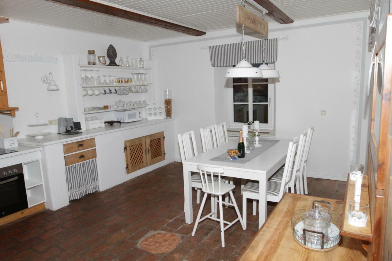 Gutshof Bartl 1 Apartment Клагенфурт Екстериор снимка