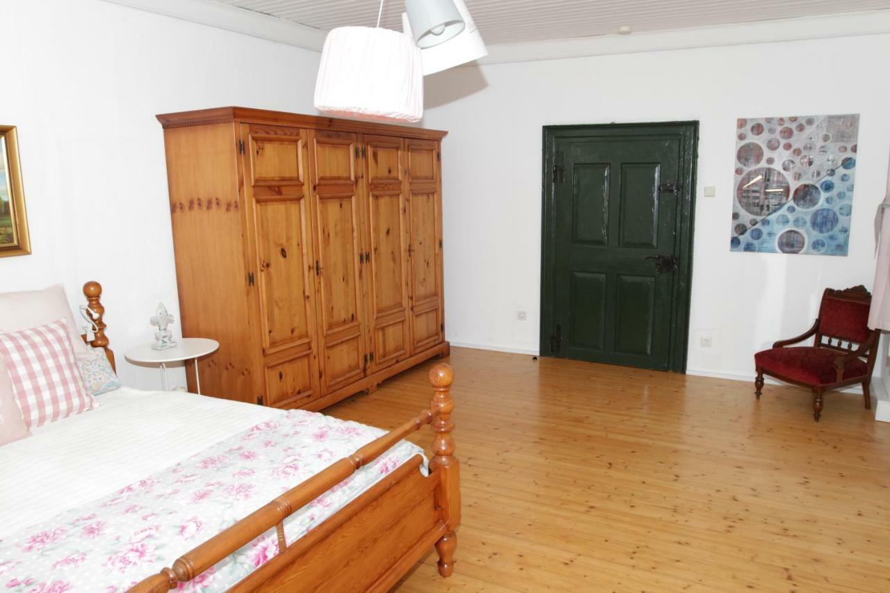 Gutshof Bartl 1 Apartment Клагенфурт Екстериор снимка